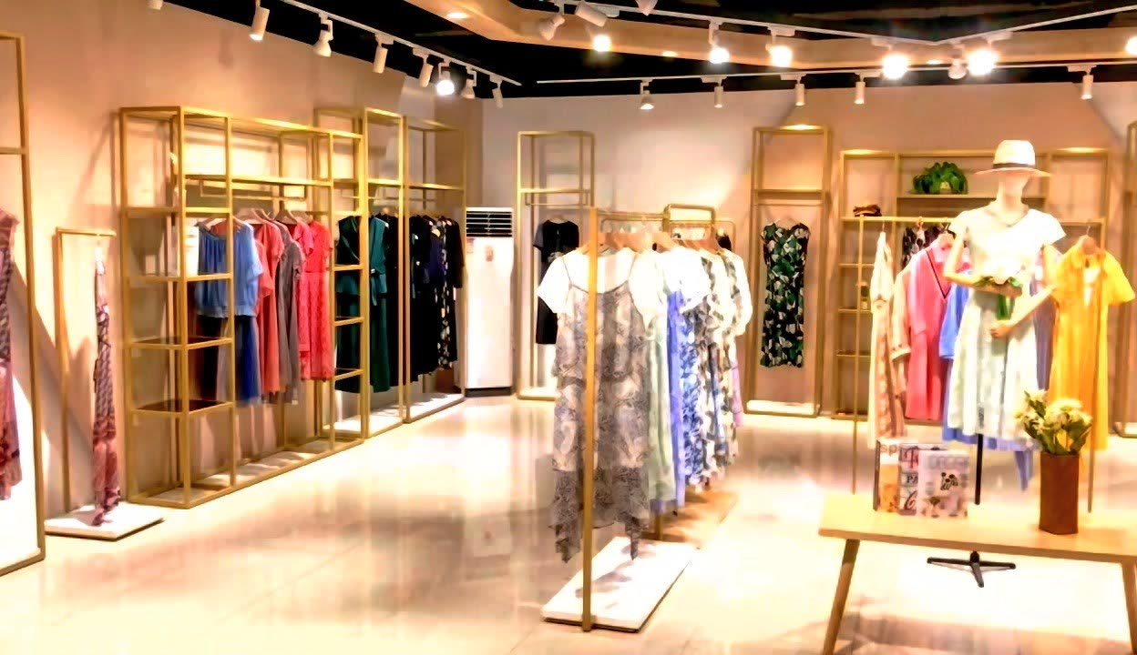 高端品牌女装唯戈 入驻广州奥联服装批发城