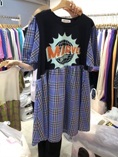 服装商场实拍图库_全球服装零售批发市场实拍_服装展会实拍