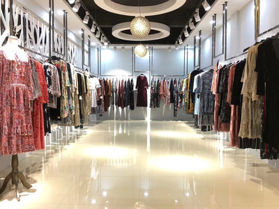 品牌折扣女装批发实体店陈列技巧