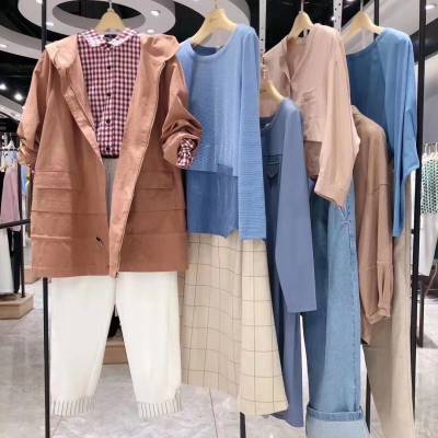 广州品牌女装折扣货源与外贸女装工厂直营批发全攻略